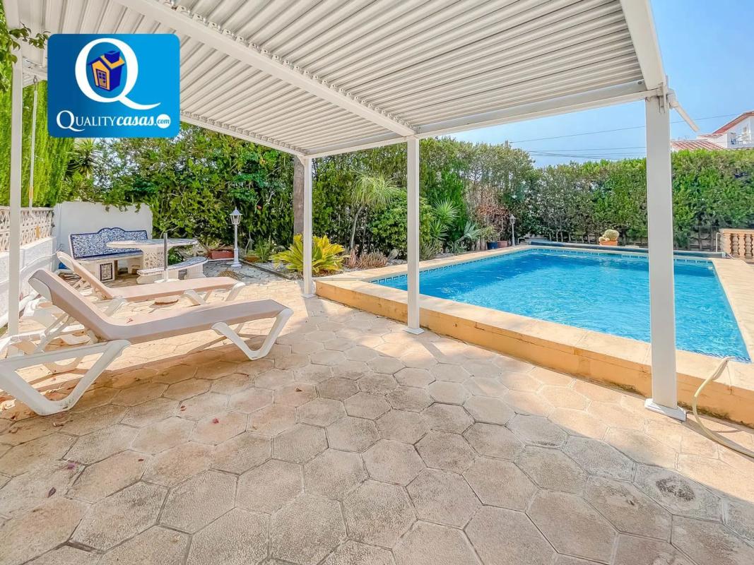 Sale of independent chalet in Cometa-Carrió, Calpe
 photo 3