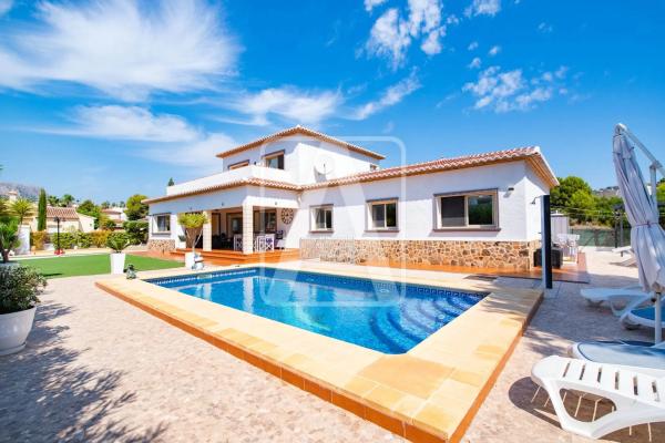 Independent chalet for sale in Cometa-Carrió, Calpe
photo 1