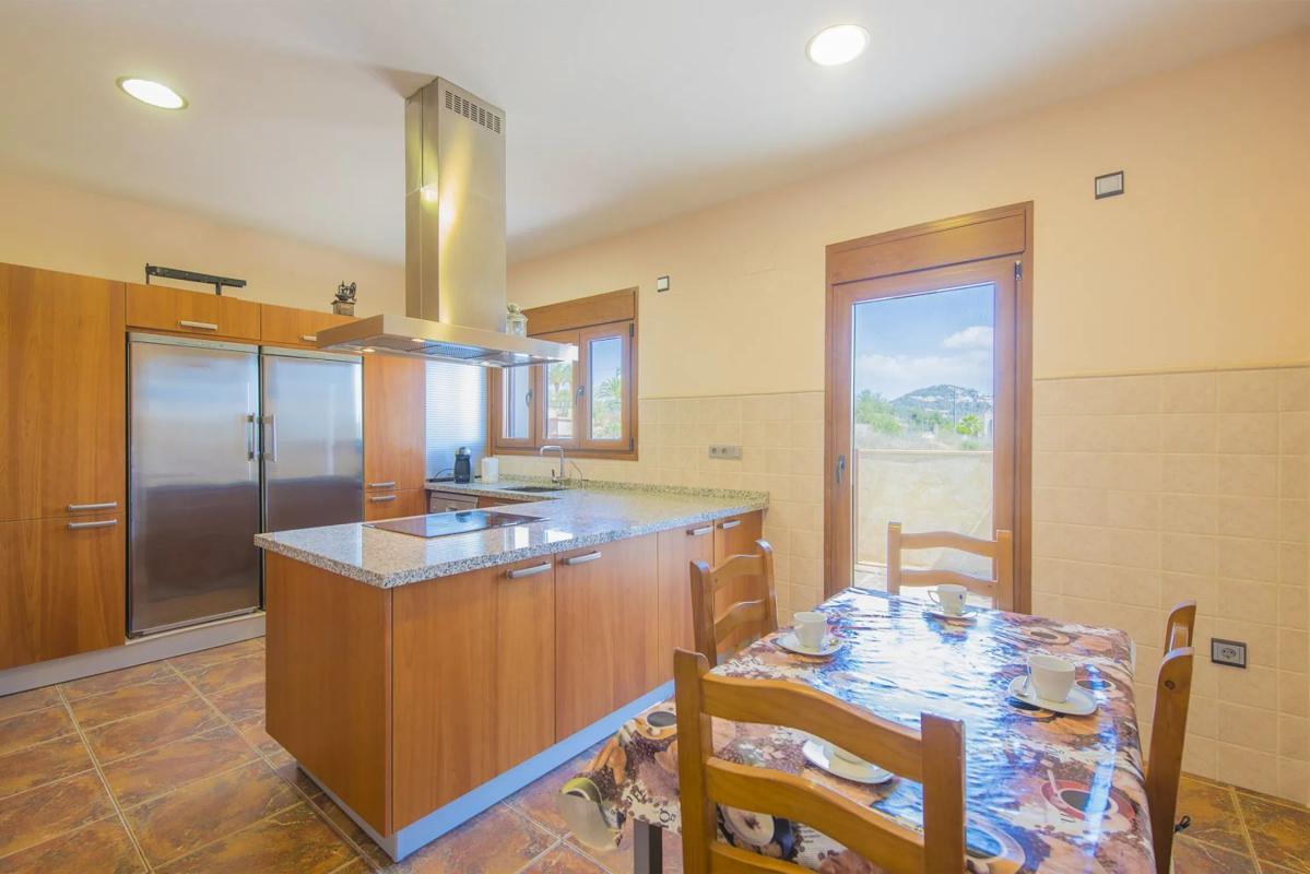 Продажа отдельного шале в  Partida Benicolada, Кальпе photo 2