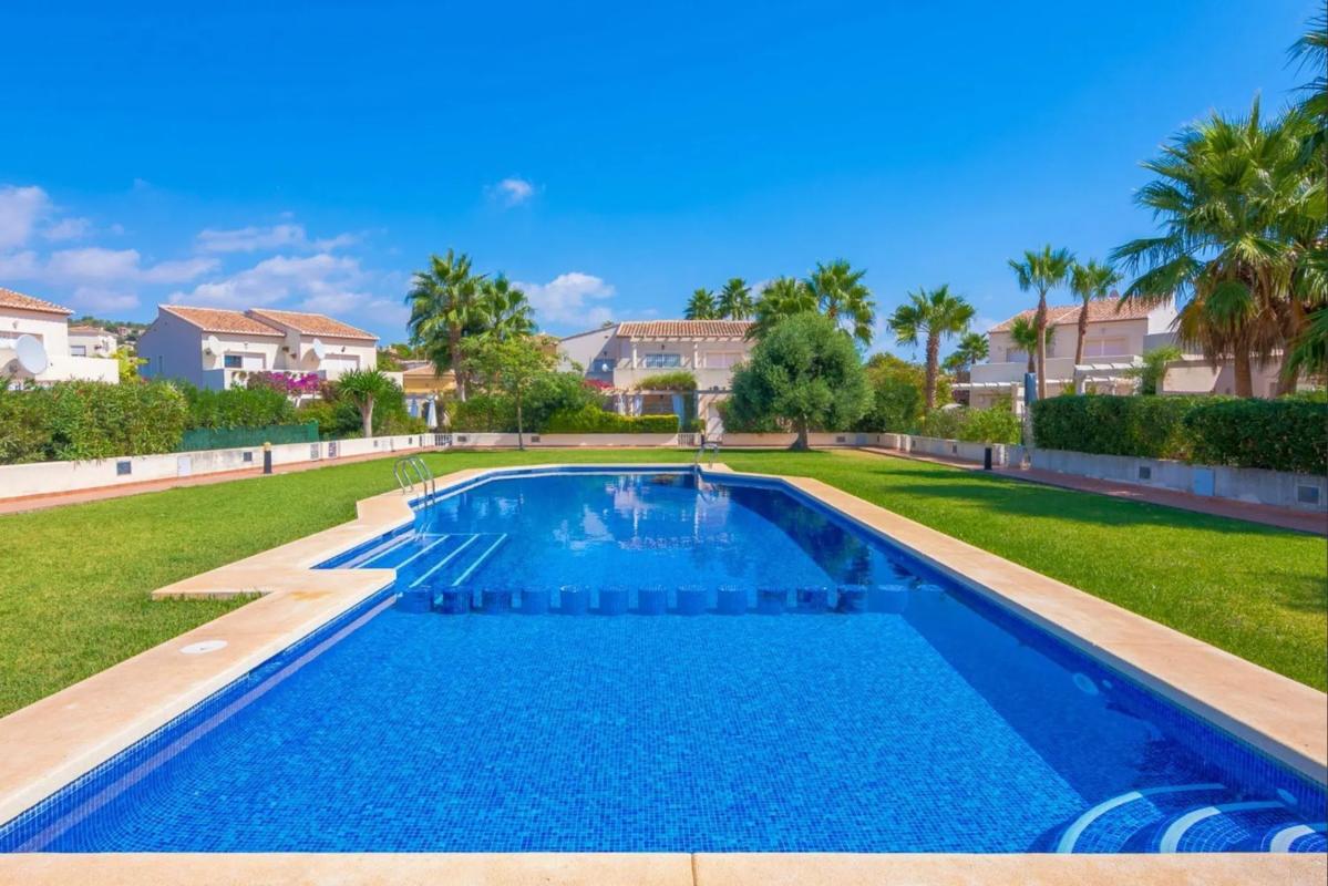 Venta de chalet adosado en Cometa-Carrió , Calpe photo 5