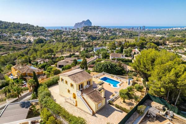 Chalet independiente en venta en Cometa-Carrió, Calpe
 photo 1