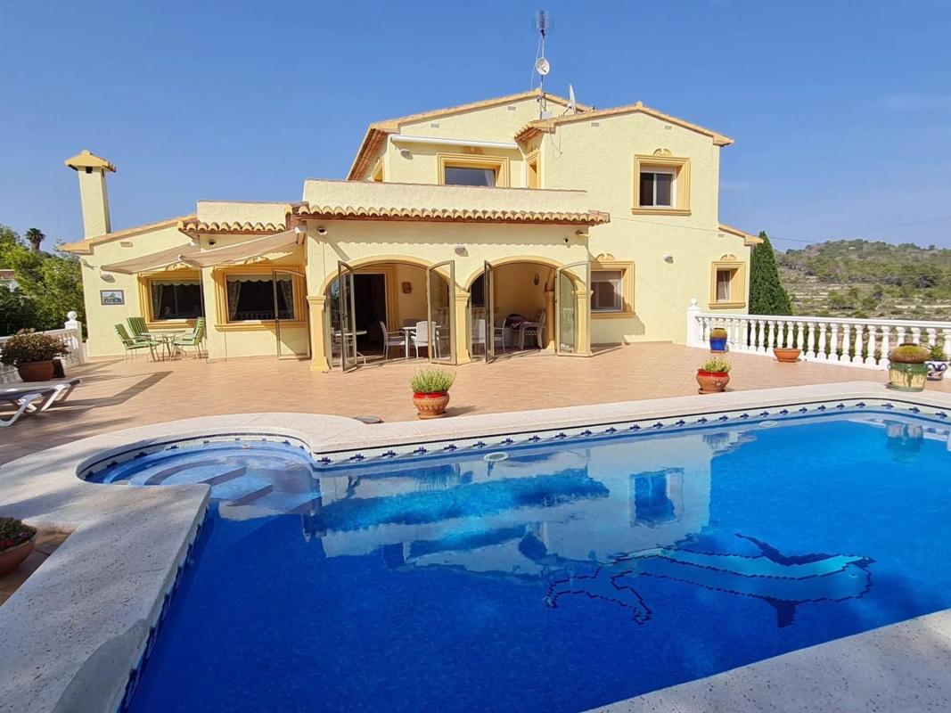 Sale of independent chalet in Cometa-Carrió, Calpe
 photo 3