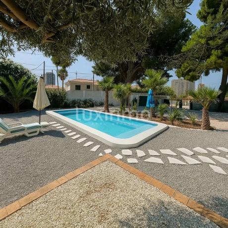 Independent chalet for sale in Cometa-Carrió, Calpe
photo 1