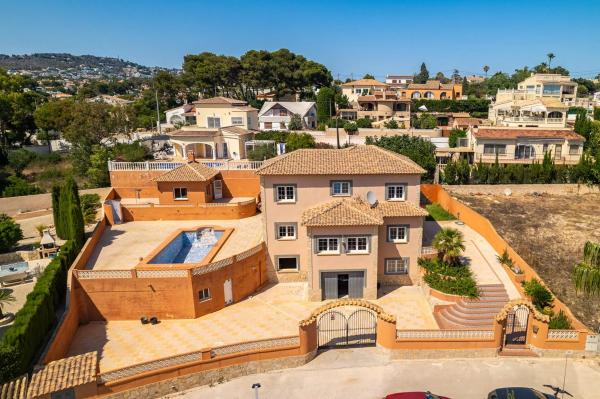 Independent chalet for sale in Partida Los Pinos, Calpe
 photo 1