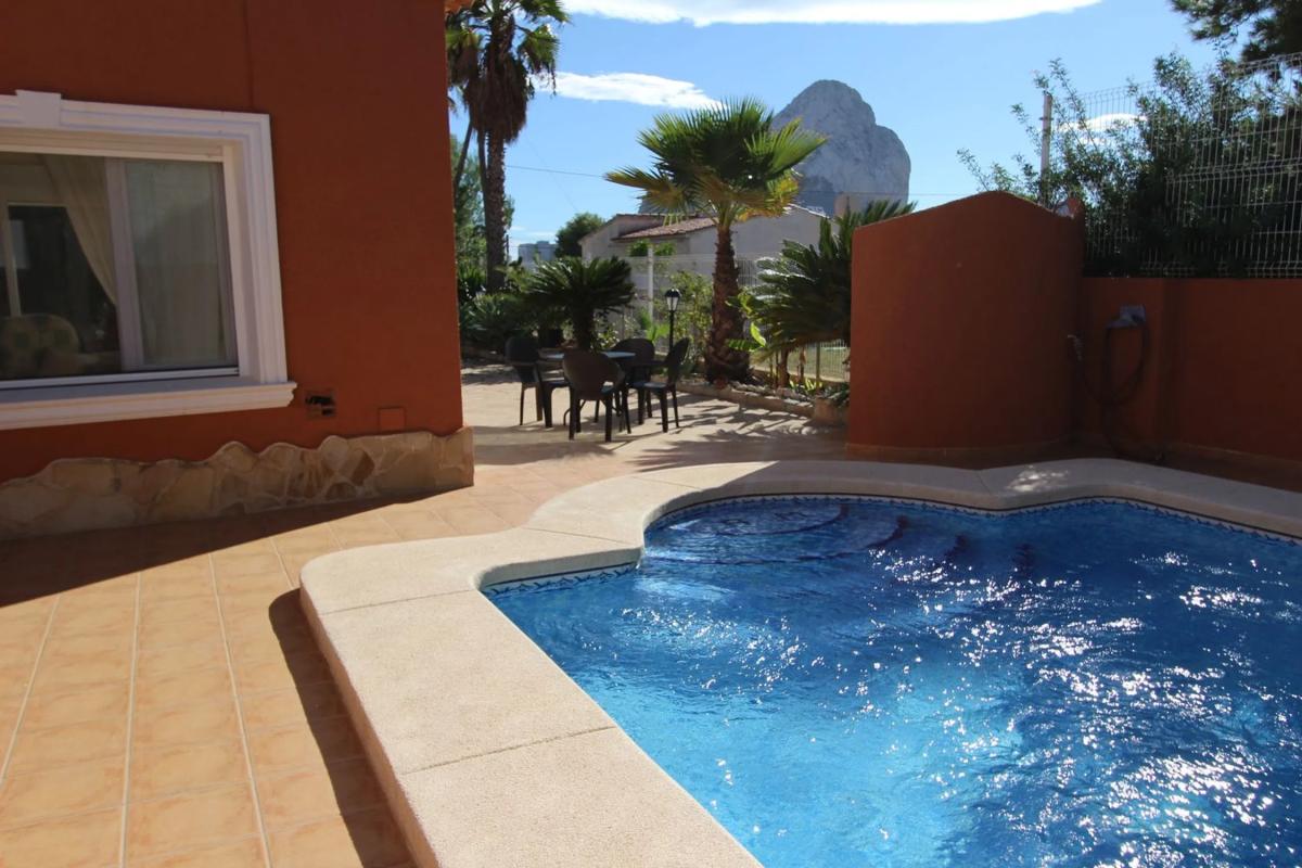 Sale of independent chalet in Manzanera-Tosal, Calpe
 photo 3