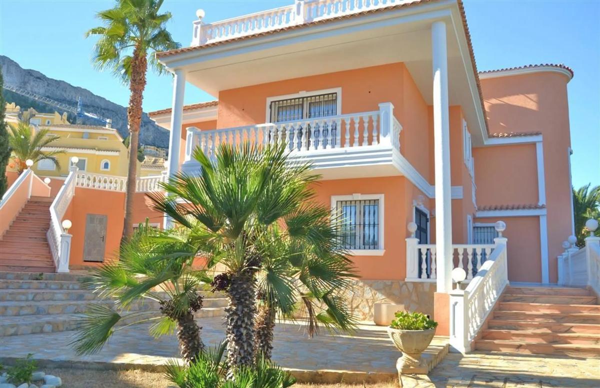 Sale of independent chalet in Manzanera-Tosal, Calpe
photo 1