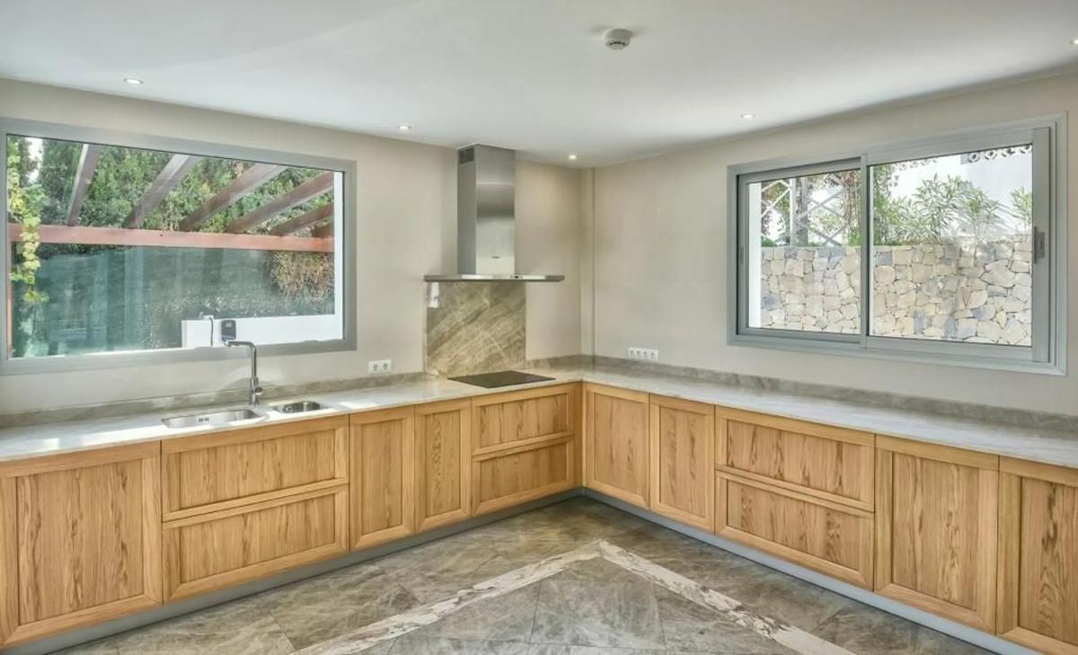 Sale of independent chalet in Manzanera-Tosal, Calpe
 photo 2