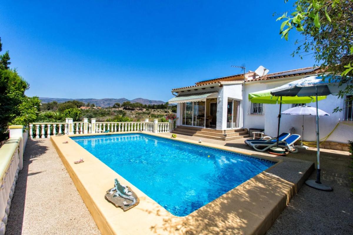 Sale of independent chalet in Cometa-Carrió, Calpe
 photo 3
