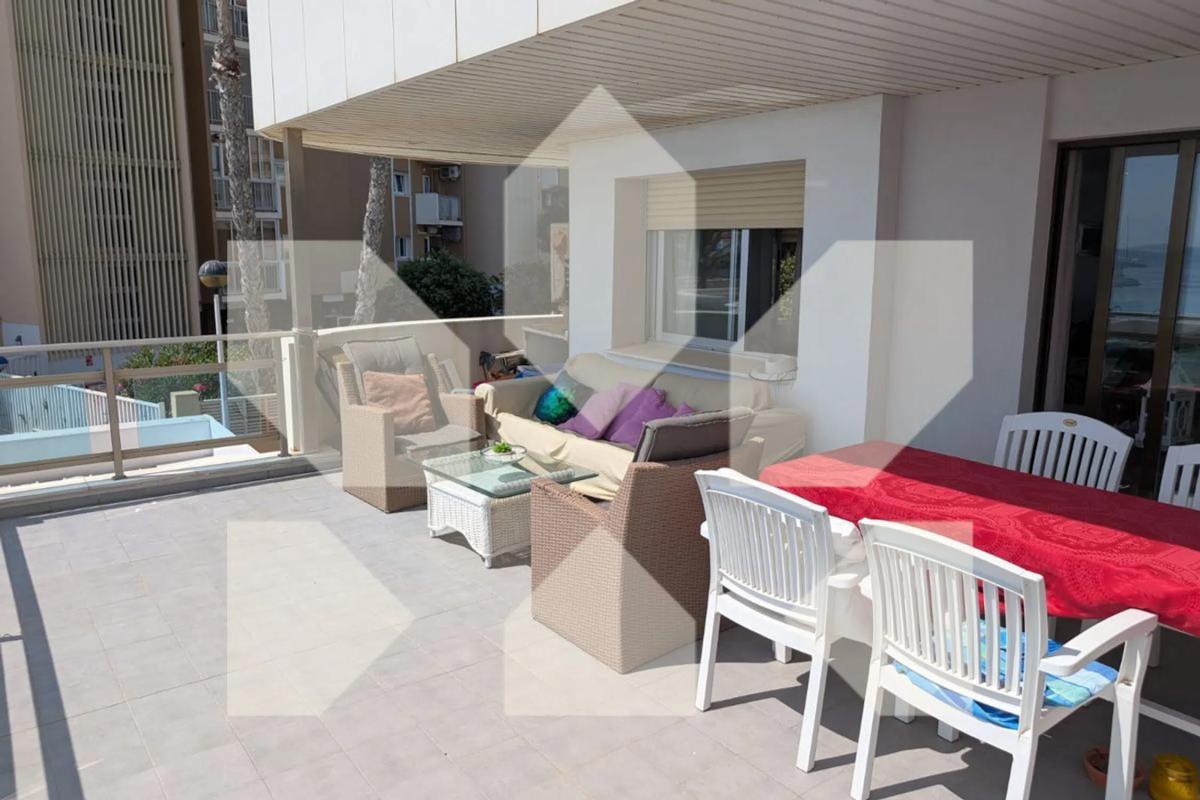 Venta de piso en Calle Gibraltar, Calpe
photo 1
