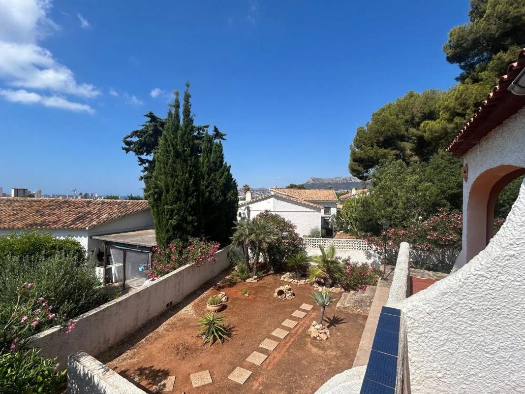 Sale of independent chalet in Partida Carrió Park, Calpe
 photo 4