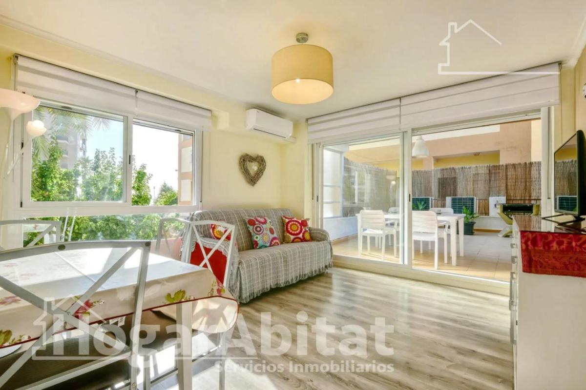 Venta de piso en Avenida Rosa de los Vientos, Calpe
photo 2