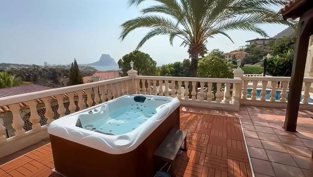 Sale of independent chalet in Cometa-Carrió, Calpe
photo 2