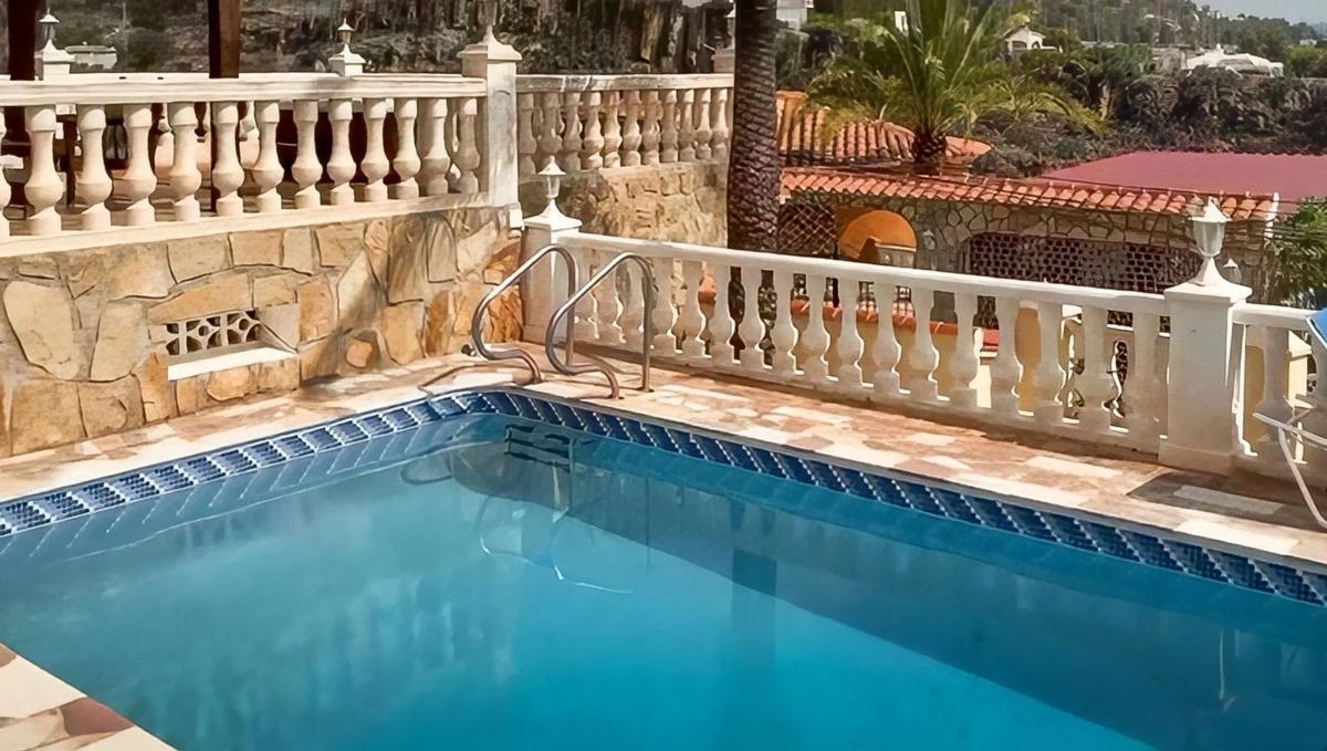 Sale of independent chalet in Cometa-Carrió, Calpe
photo 3