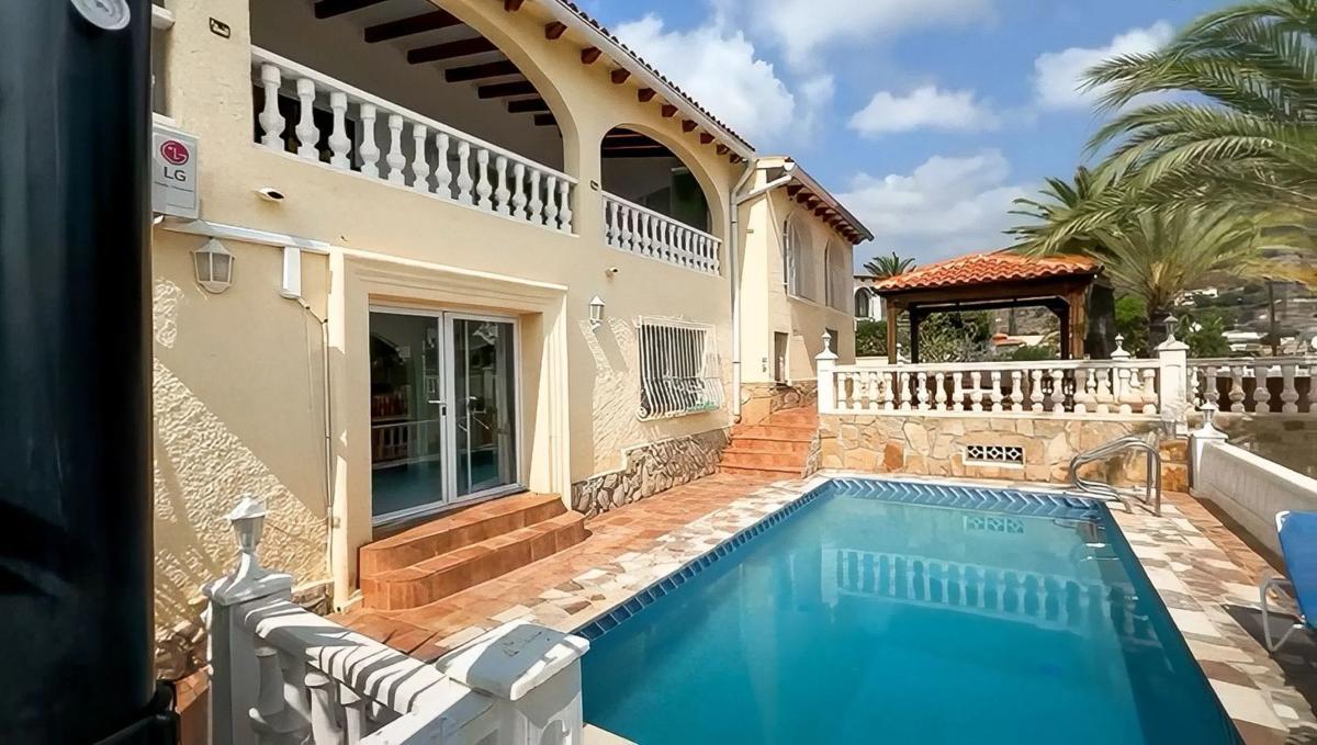 Sale of independent chalet in Cometa-Carrió, Calpe
photo 5