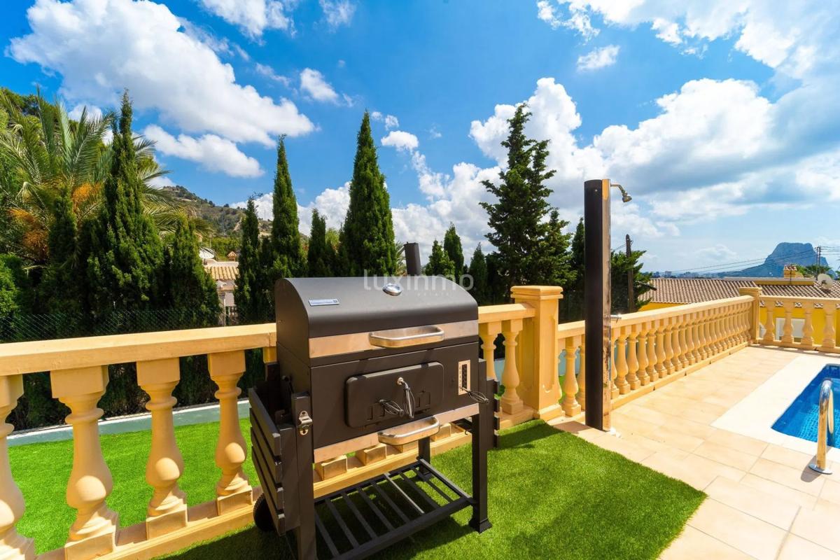 Sale of independent chalet in Canuta, Calpe
photo 3