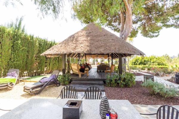 Independent chalet for sale in Cometa-Carrió, Calpe
 photo 1