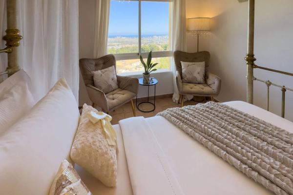 Independent chalet for sale in Oltamar-Cucarres, Calpe
 photo 2
