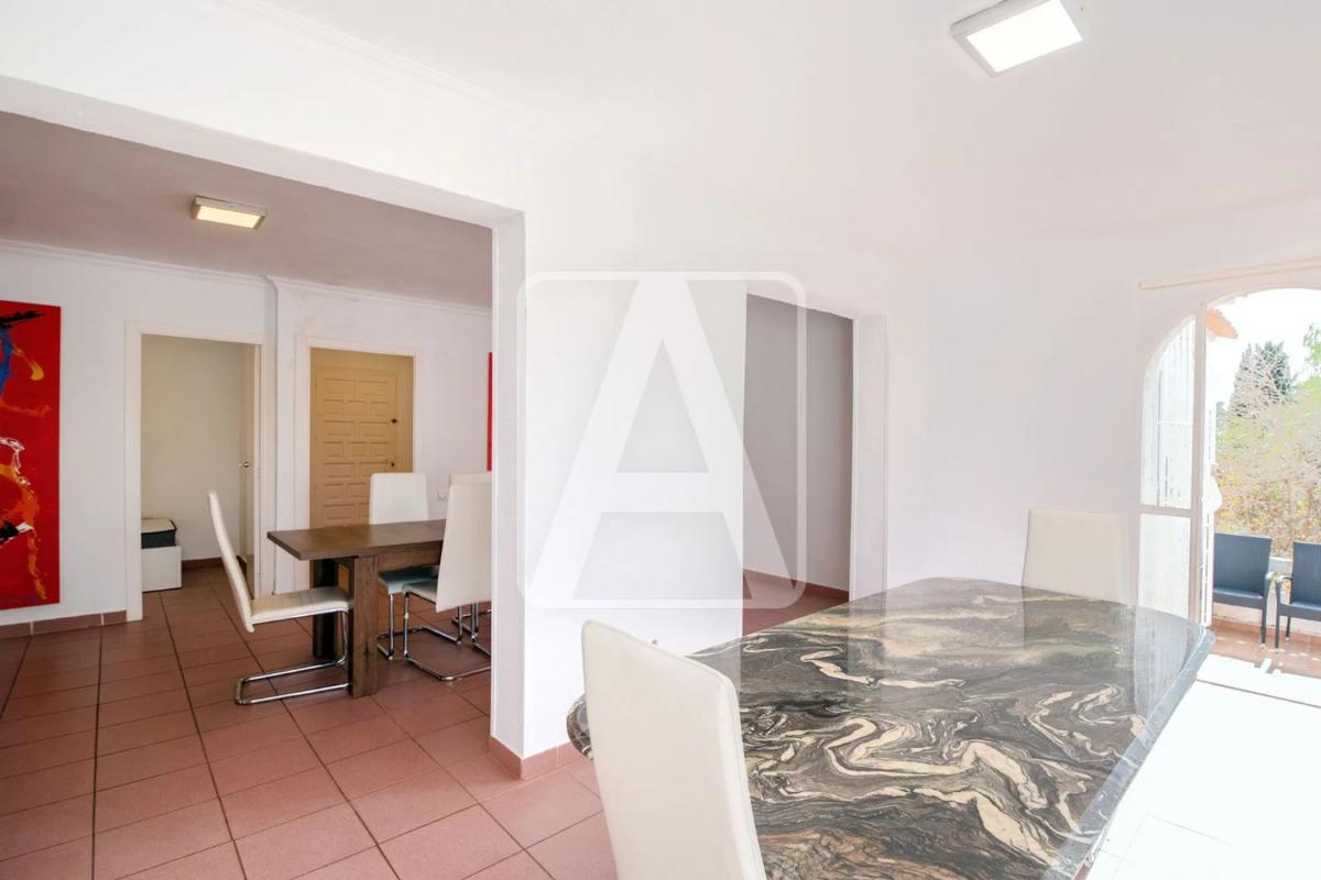 Продажа отдельного шале в Cometa-Carrió, Кальпе photo 1