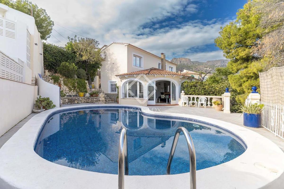 Sale of independent chalet in Urbanització el Tosal, Calpe
photo 1