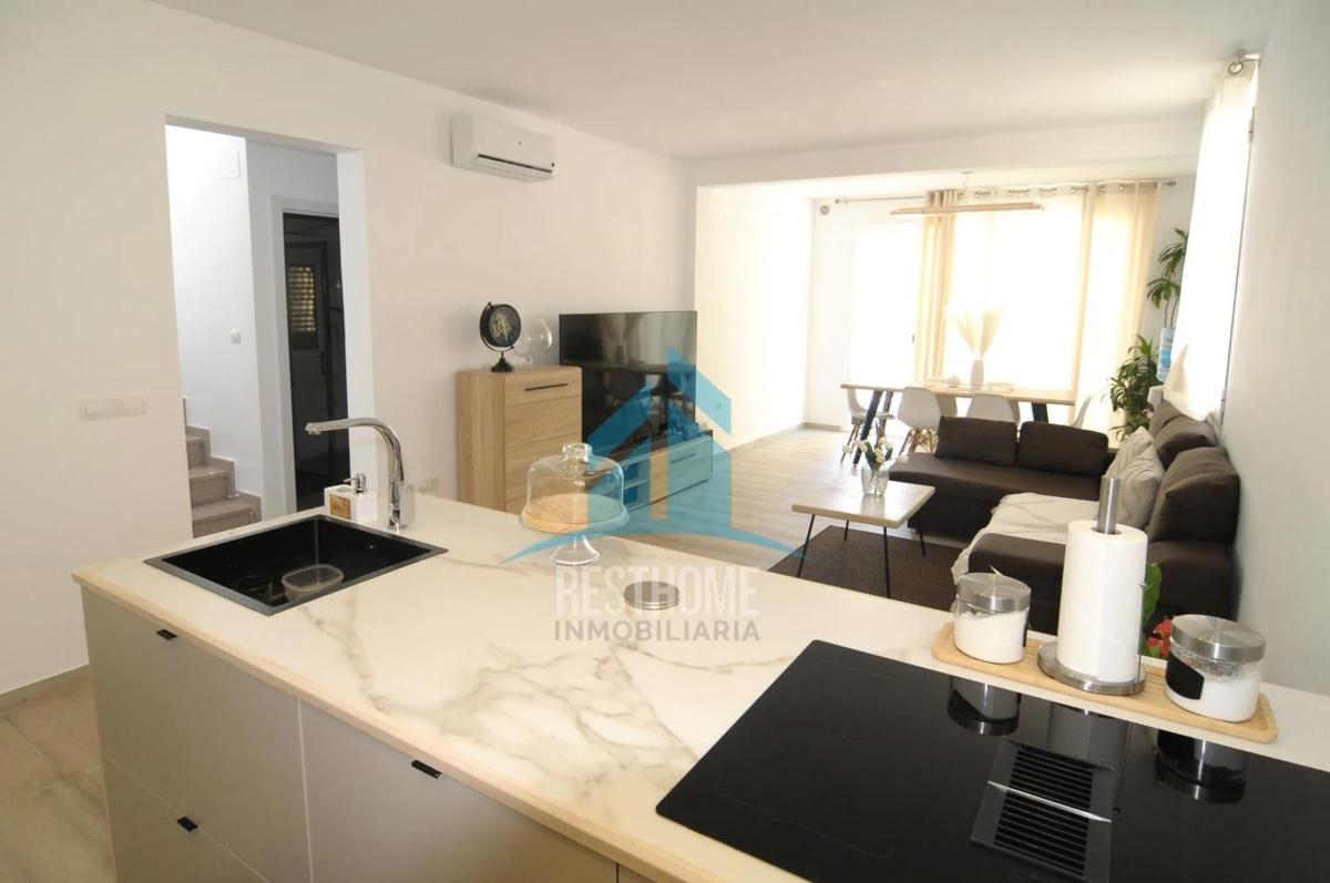 Sale of townhouse in Cometa-Carrió , Calpe photo 4
