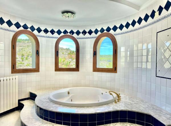 Independent chalet for sale in Cometa-Carrió, Calpe
 photo 4