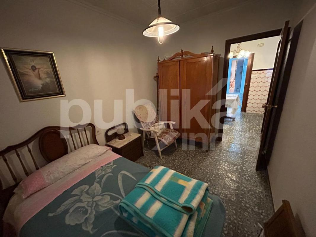 Продажа отдельного шале в  Centro, Санта Пола photo 3