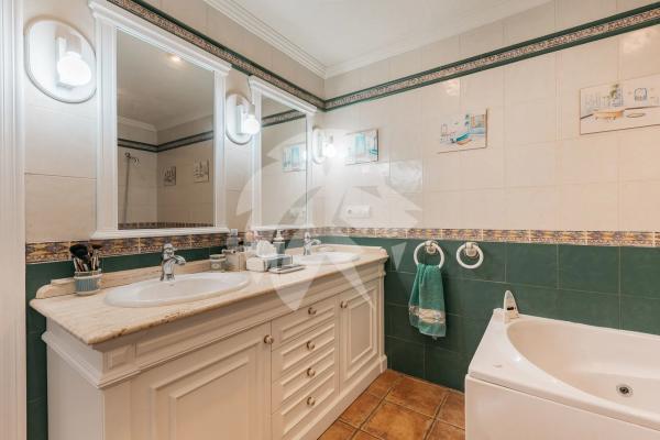 Частный шале на продаже в  Zona norte, Санта Пола photo 2