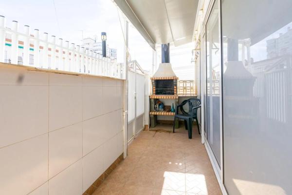 Independent chalet for sale in Calle Biar, Santa Pola
thumbnail 1
