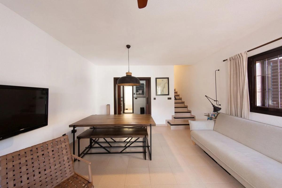 Venta de chalet adosado en  Tamarit - Playa Lissa , Santa Pola photo 2