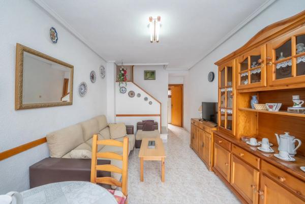 Terraced house for sale at  Avenida Albacete , Santa Pola photo 4