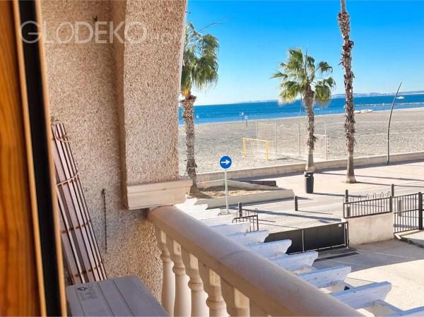 Частный шале на продаже в  Tamarit - Playa Lissa, Санта Пола photo 1