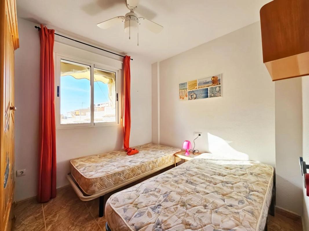 Venta de chalet independiente en Calas de Santiago Bernabeu, Santa Pola
photo 3