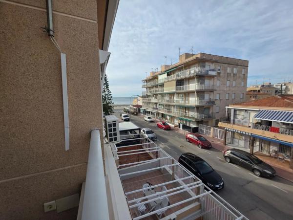 Четырехквартирный дом на продажу на  Tamarit - Playa Lissa , Санта Пола photo 1