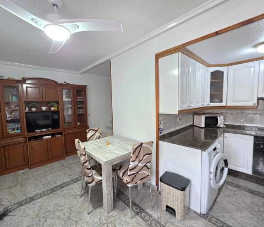 Четырехквартирный дом на продажу на  Tamarit - Playa Lissa , Санта Пола photo 4