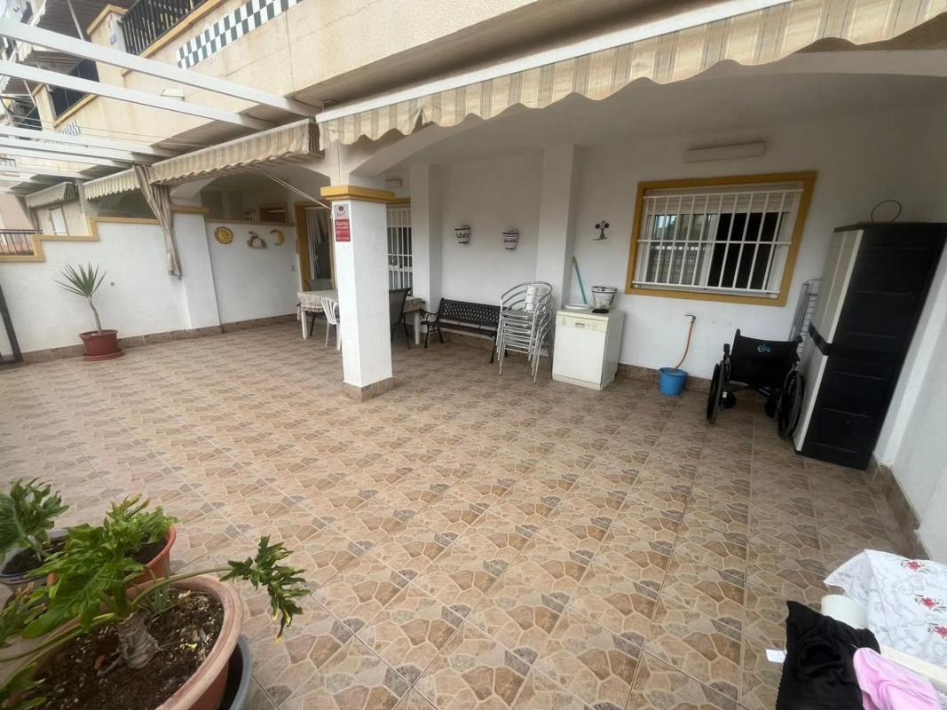 Sale of townhouse in  Avenida Salamanca s/n , Santa Pola photo 3