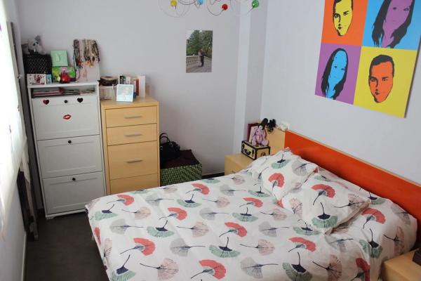 Piso en venta en Calle San Pedro, 16, Santa Pola
thumbnail 2