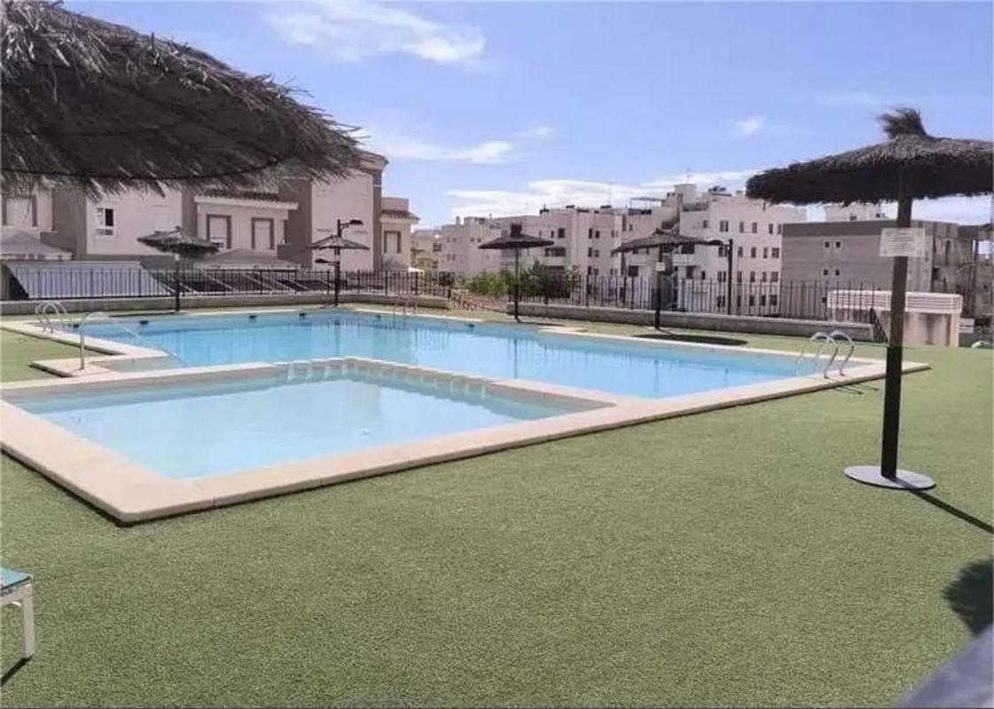 Venta de chalet adosado en  Calas de Santiago Bernabeu , Santa Pola photo 5