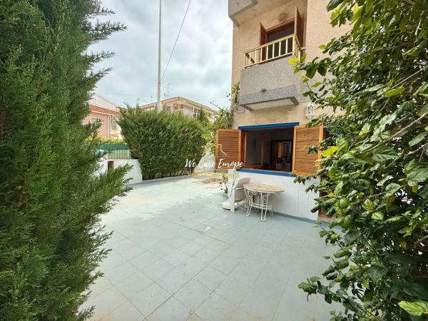 Chalet pareado en avenida Albacete photo 1