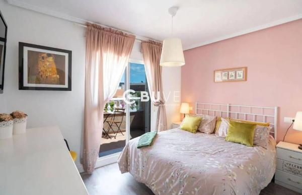 Частный шале на продаже в  Playa Levante, Санта Пола photo 1