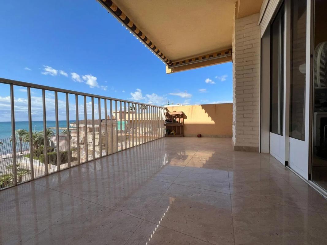 Продажа квартиры на Calas de Santiago Bernabeu, Санта Пола
 photo 2