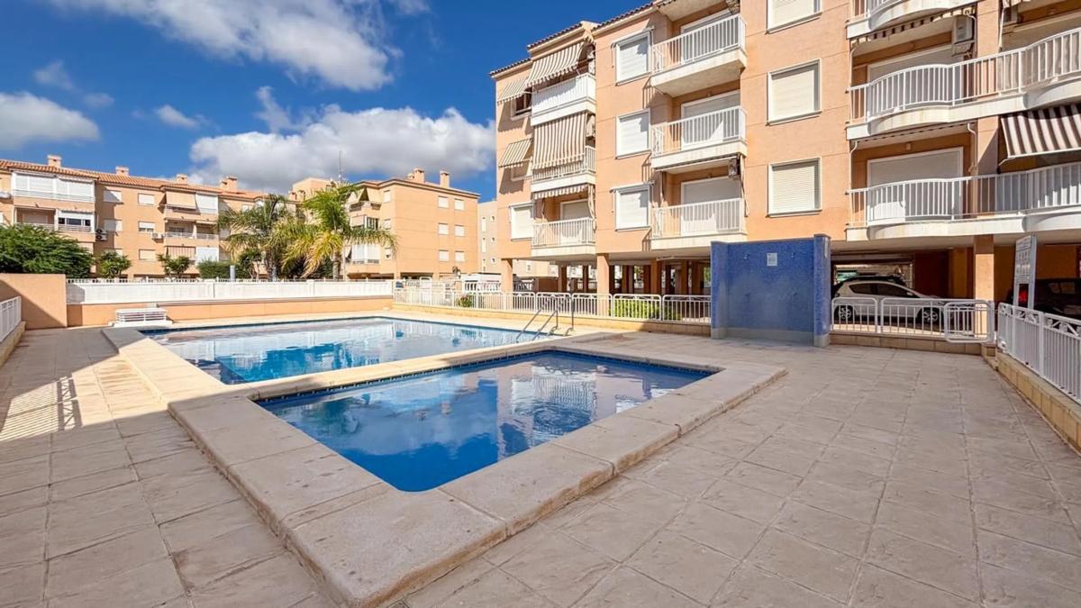 Venta de piso en Calle Consueta, Santa Pola
photo 3