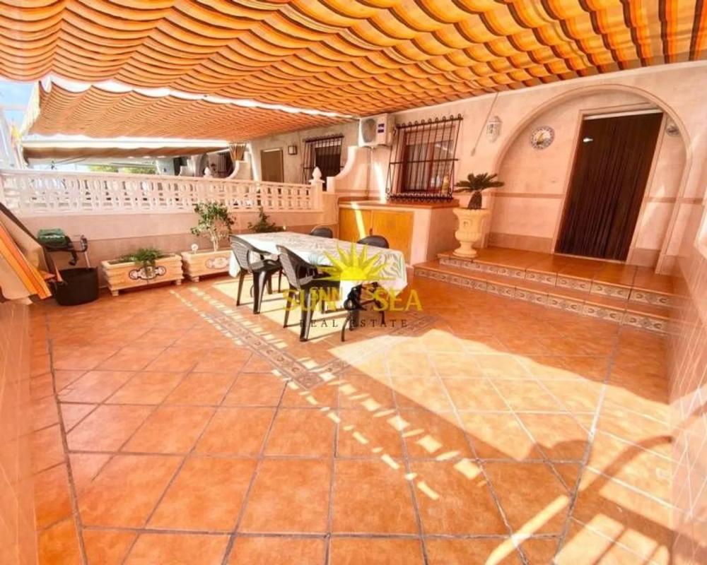 Venta de chalet independiente en Tamarit - Playa Lissa, Santa Pola
photo 1