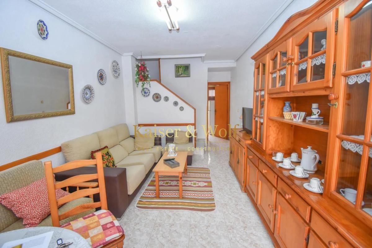 Продажа отдельного шале в Avenida Albacete, Санта Пола photo 1