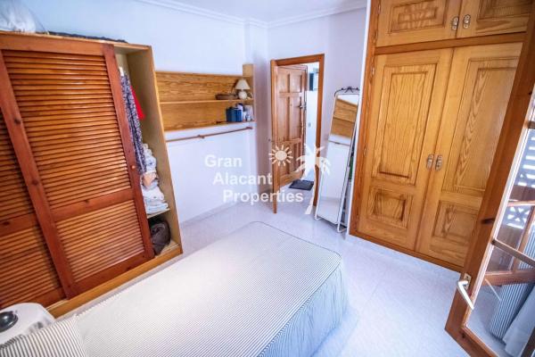 Apartment for sale in Avenida de Portugal, 229, Santa Pola thumbnail 1