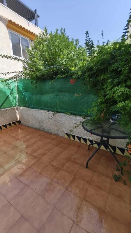 Venta de chalet adosado en  Urbanizaciones , Guardamar del Segura photo 3