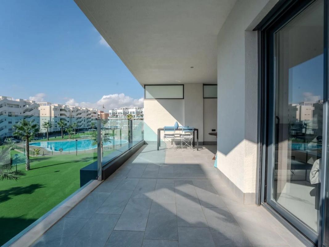 Sale of apartment in Urbanizaciones, Guardamar del Segura
 photo 2