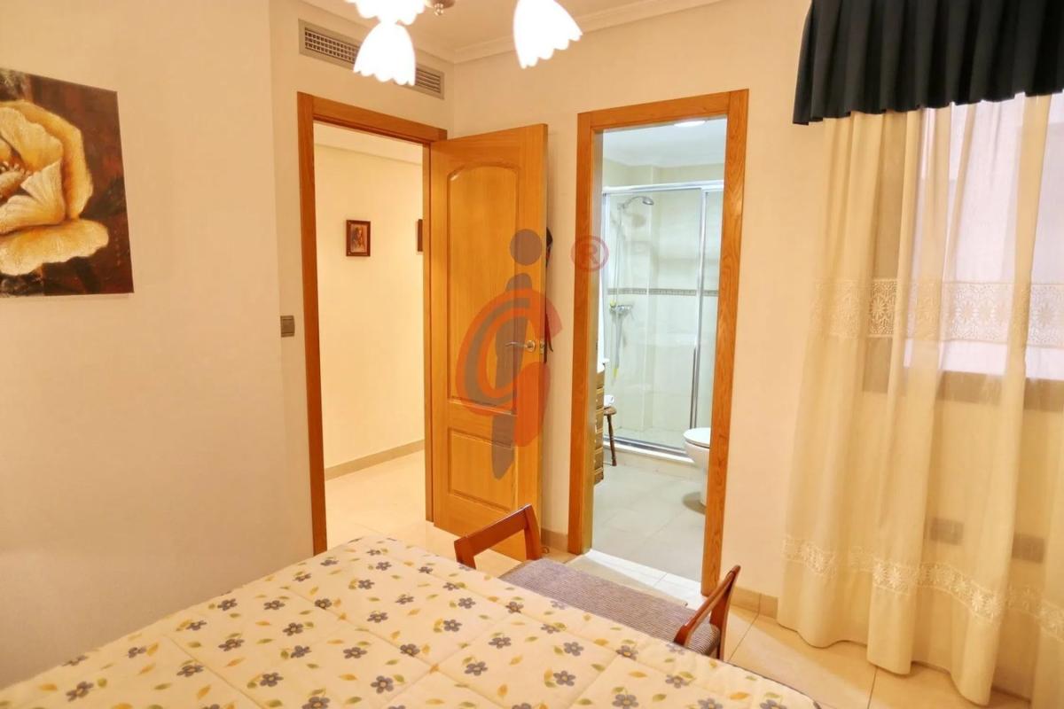 Sale of apartment in Puerta de Damasco, 2, Guardamar del Segura
 photo 4
