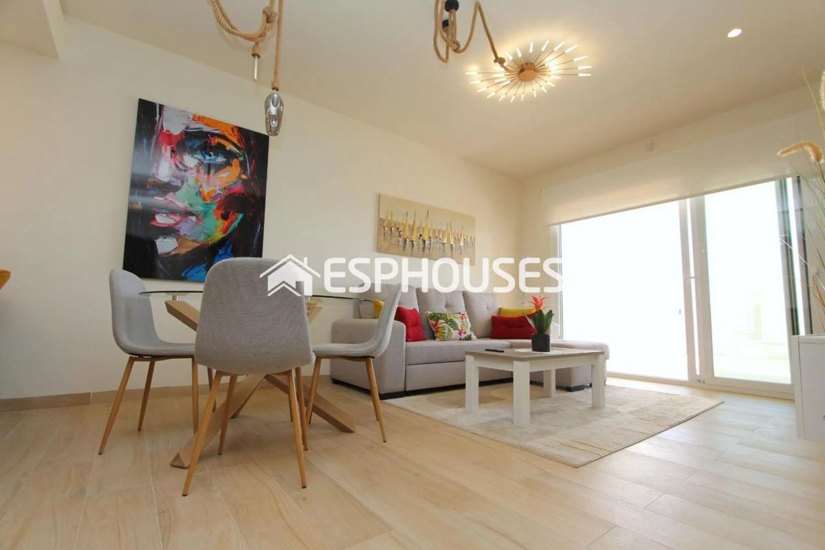 Sale of apartment in Urbanizaciones, Guardamar del Segura
 photo 2