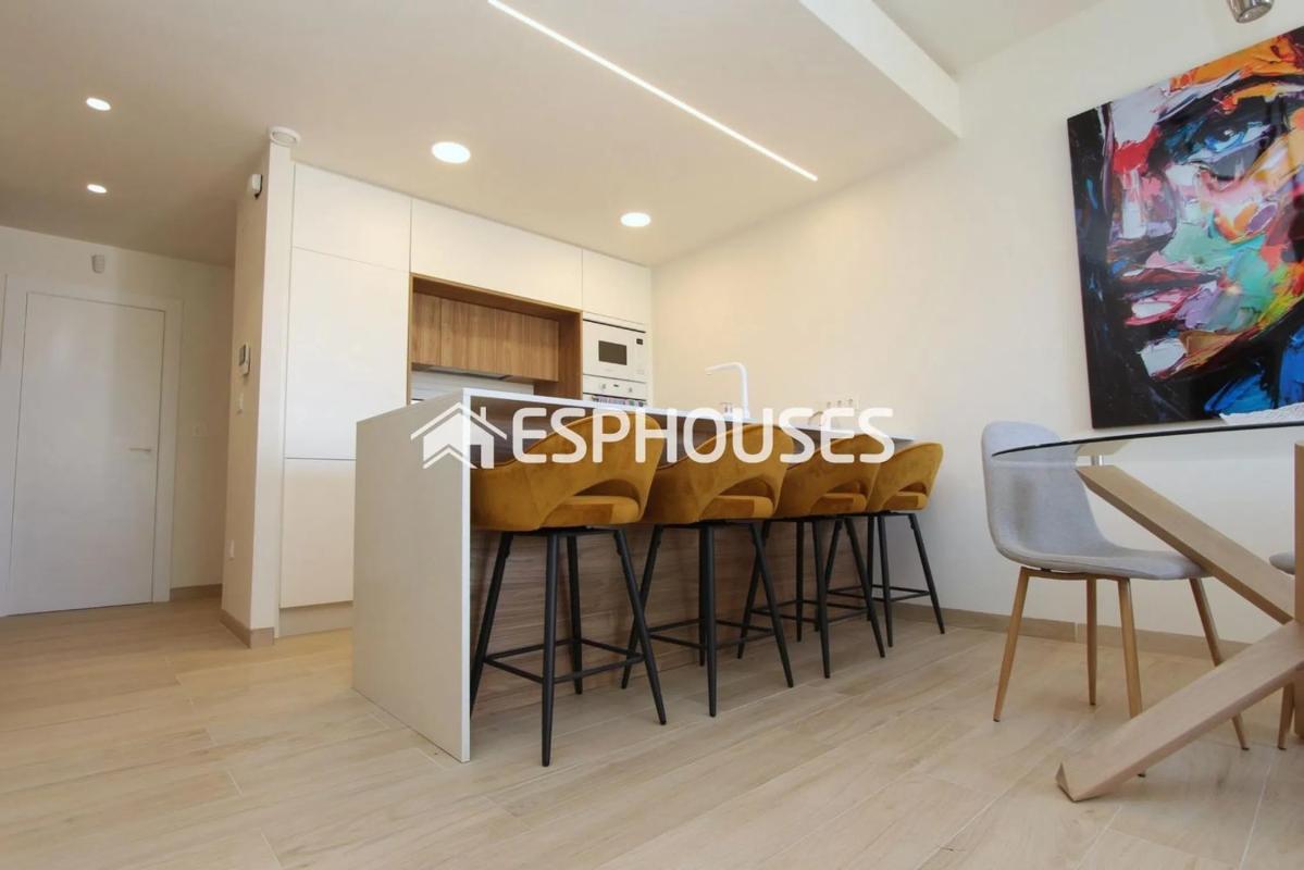 Sale of apartment in Urbanizaciones, Guardamar del Segura
 photo 3