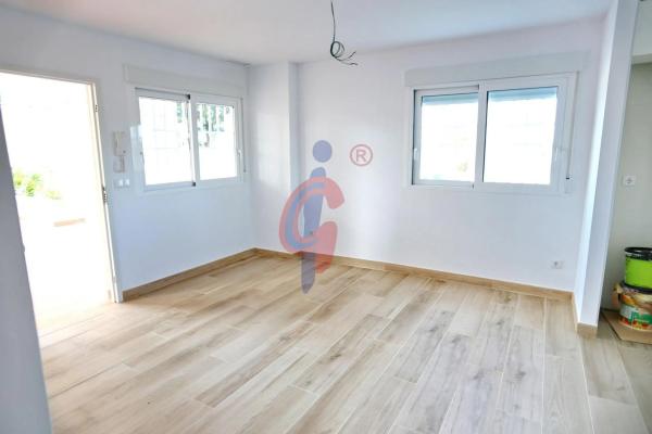 Квартира на продажу на  Calle del Enginyer Joaquín Muñoz, 74, Гуардамар-дель-Сегура photo 1